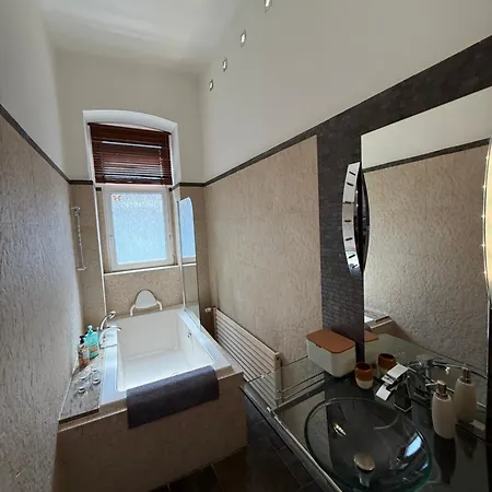 Hviezdoslav Square, The Historic Heart Of Lägenhet Bratislava