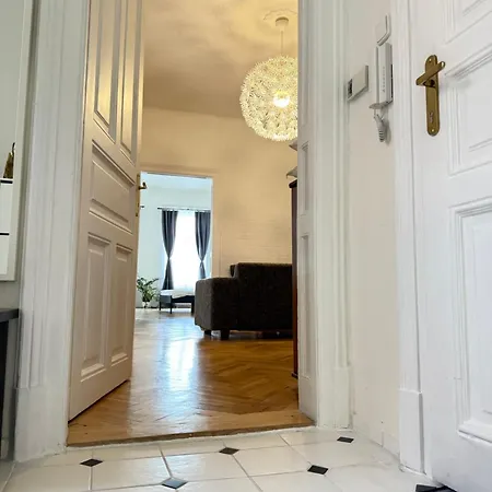 Apartman Hviezdoslav Square, The Historic Heart Of *